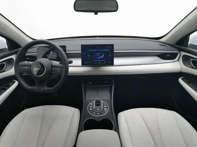 BYD Seal 05 DM-i — Фото автомобиля 5