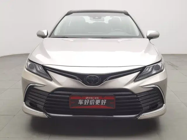 Toyota Camry — Фото автомобиля 3