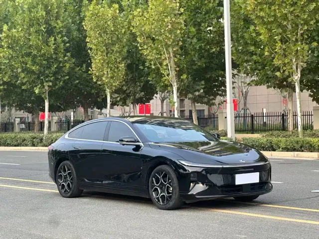Changan Qiyuan A07 — Фото автомобиля 3