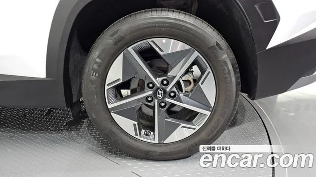 Hyundai Tucson NX4 — Фото автомобиля 5