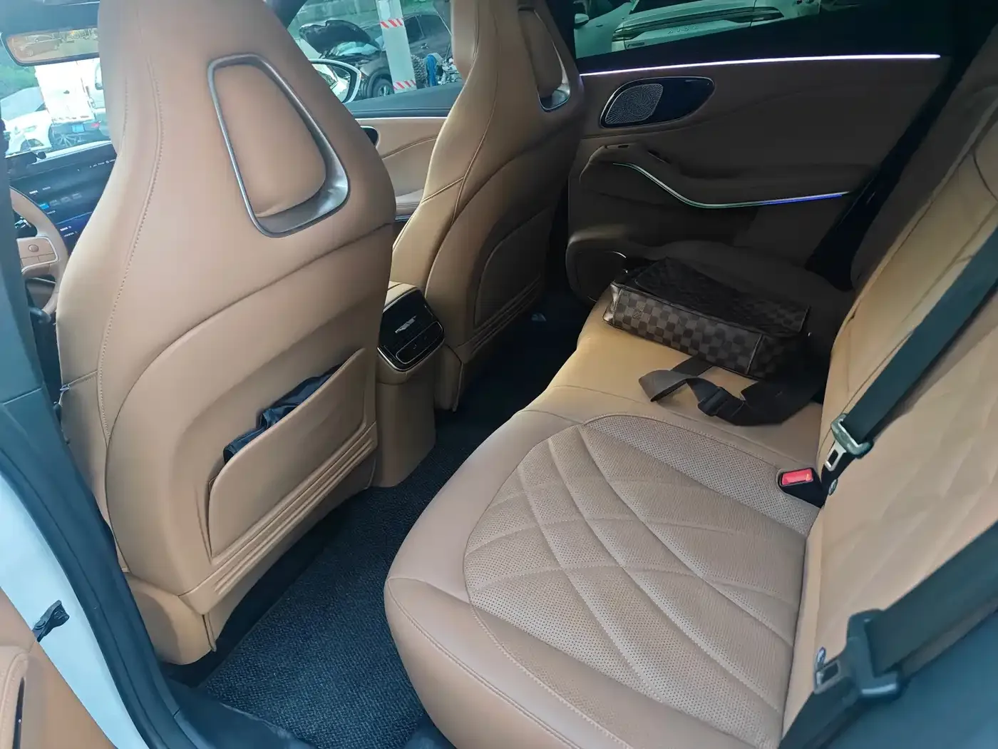 Roewe Feifan R7 2025 Urban Edition — Фото автомобиля 8