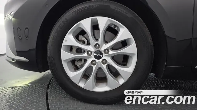 Kia K8 2.5 Бензин 2WD — Фото автомобиля 5
