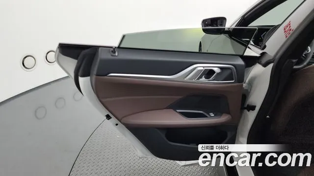 BMW 4-Series 4 серия (G22) 420i M Sport Pro Gran Coupe — Фото автомобиля 25