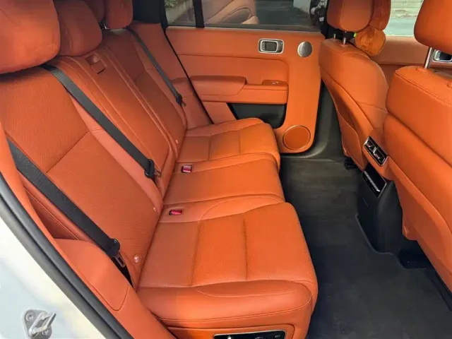 Li Auto L7 — Фото автомобиля 12