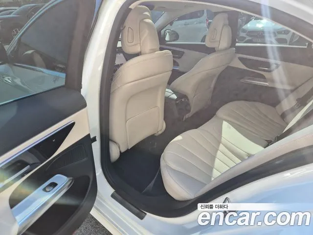 Mercedes-Benz E-Class — Фото автомобиля 13