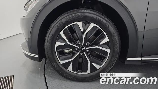 Kia EV6 — Фото автомобиля 5