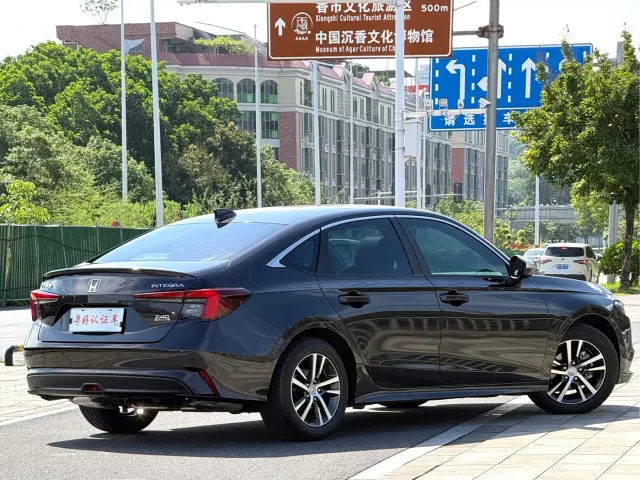 Honda Integra — Фото автомобиля 5