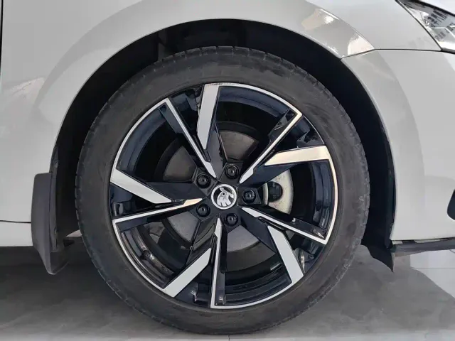 Skoda Octavia — Фото автомобиля 16
