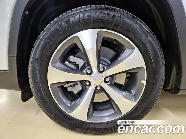 Jeep Cherokee Cherokee(KL) 2.4 Limited 2WD — Фото автомобиля 5