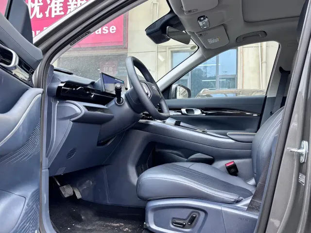 Geely Galaxy E5 — Фото автомобиля 4