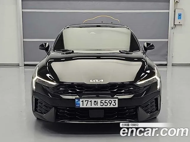 Kia K5 — Фото автомобиля 2