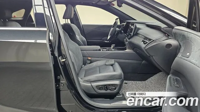 Lexus RX — Фото автомобиля 25