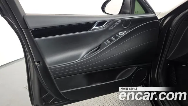Genesis G80 RG3 — Фото автомобиля 13