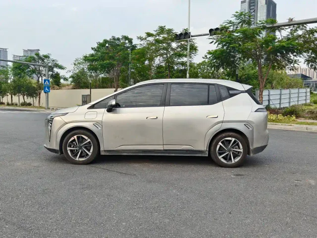 GAC Aion Y — Фото автомобиля 12