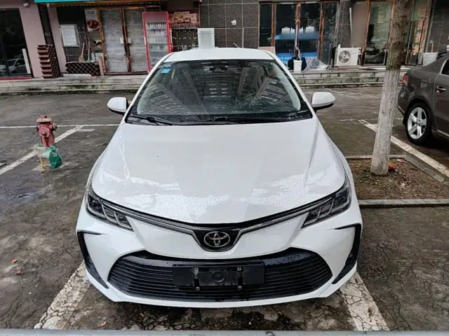 Toyota Corolla — Фото автомобиля 2