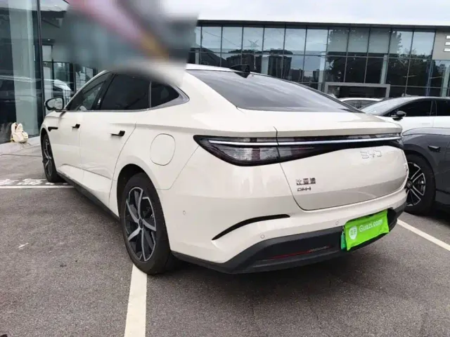 BYD Seal 07 DM-i — Фото автомобиля 4