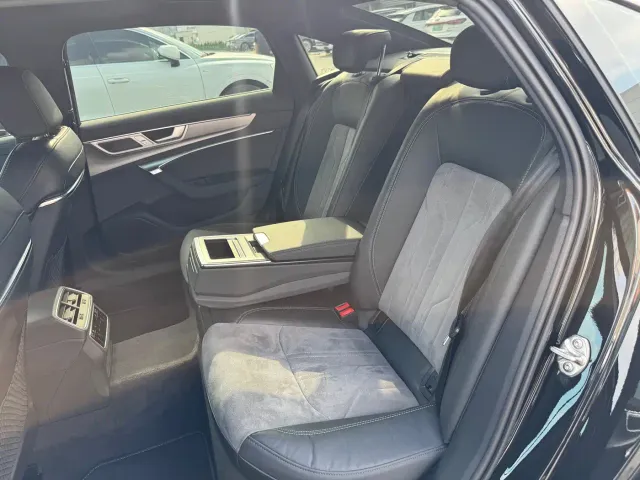 Audi A6L — Фото автомобиля 15