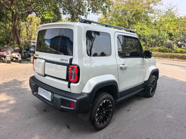 Baojun Yep — Фото автомобиля 4
