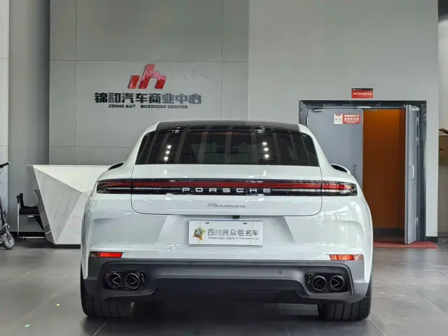 Porsche Panamera — Фото автомобиля 5