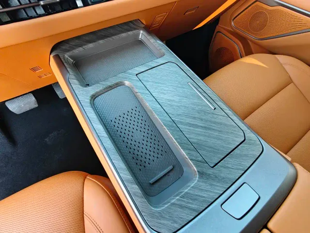 Wey Alpine — Фото автомобиля 17