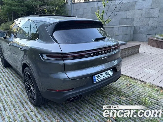 Porsche Cayenne PO536 — Фото автомобиля 2
