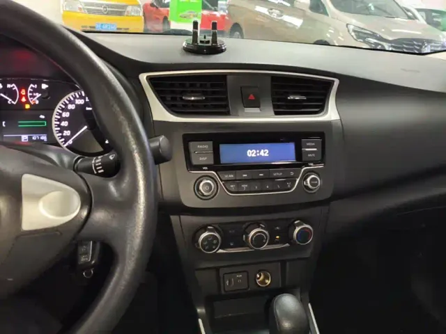 Nissan Sylphy — Фото автомобиля 12