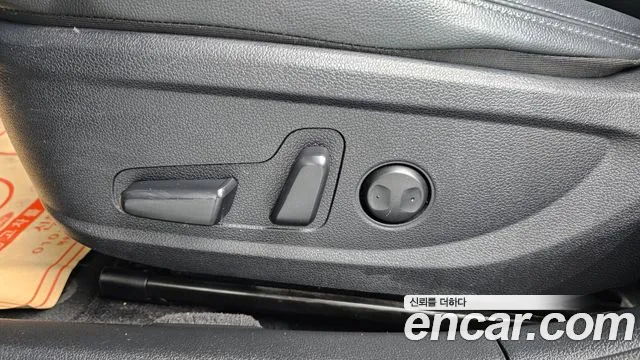 Hyundai Grandeur Новый Grandeur IG 3.0 LPi (Для проката) — Фото автомобиля 30