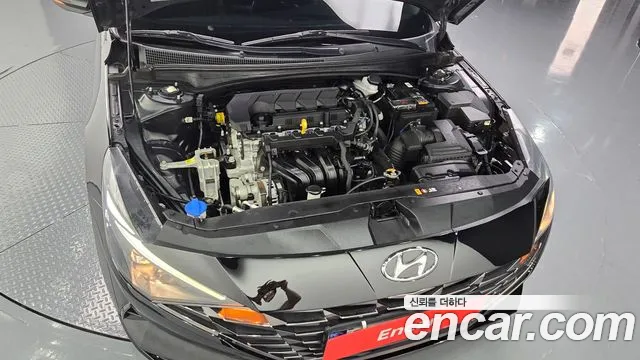 Hyundai Avante CN7 — Фото автомобиля 6
