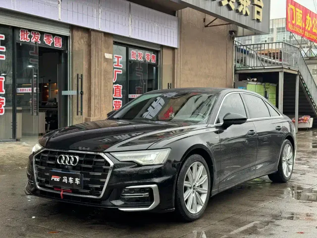 Фотография автомобиля — Audi A6L