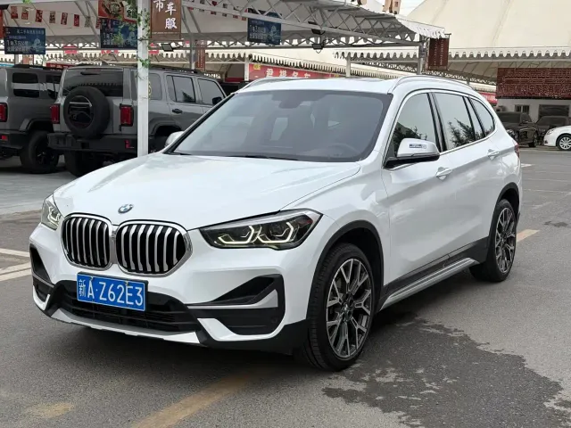BMW X1 — Фото автомобиля 3