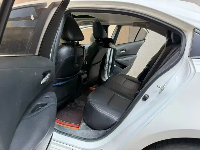 Toyota Corolla — Фото автомобиля 6