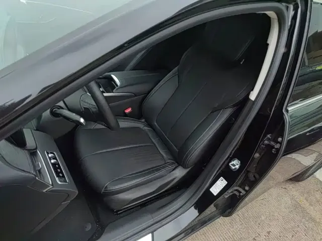 Buick LaCrosse — Фото автомобиля 14