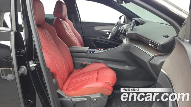 Peugeot 5008 — Фото автомобиля 11