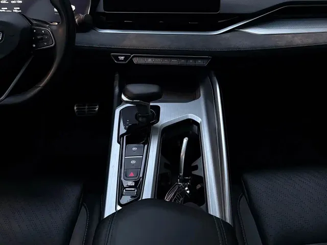 Geely Xingrui — Фото автомобиля 8