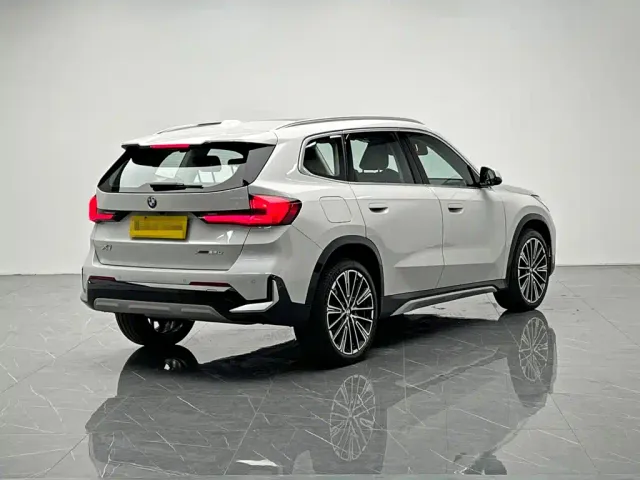 BMW X1 — Фото автомобиля 6