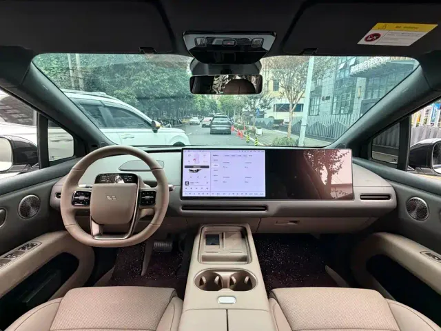 Li Auto i6 — Фото автомобиля 13