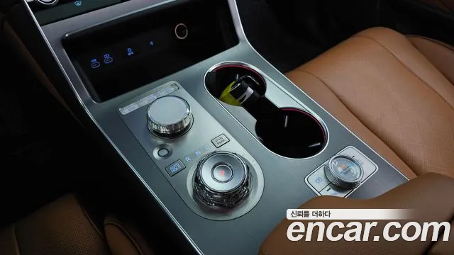 Genesis GV80 — Фото автомобиля 12