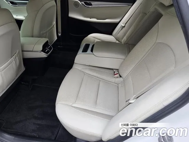 Hyundai Grandeur (New) Hybrid — Фото автомобиля 11