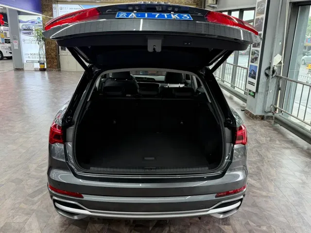 Audi Q3 — Фото автомобиля 15