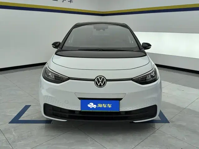 Volkswagen ID.3 — Фото автомобиля 2