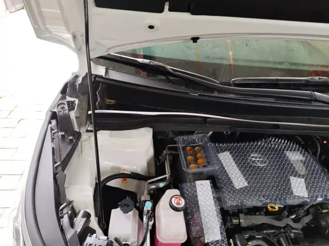 Toyota Granvia — Фото автомобиля 18