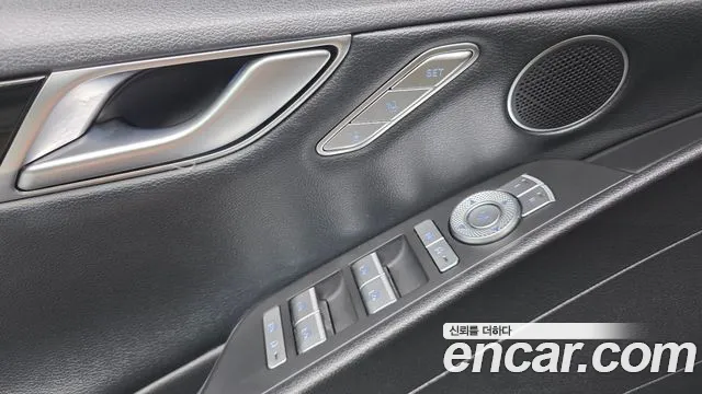 Genesis G80 Бензин 2.5 турбо 2WD — Фото автомобиля 9