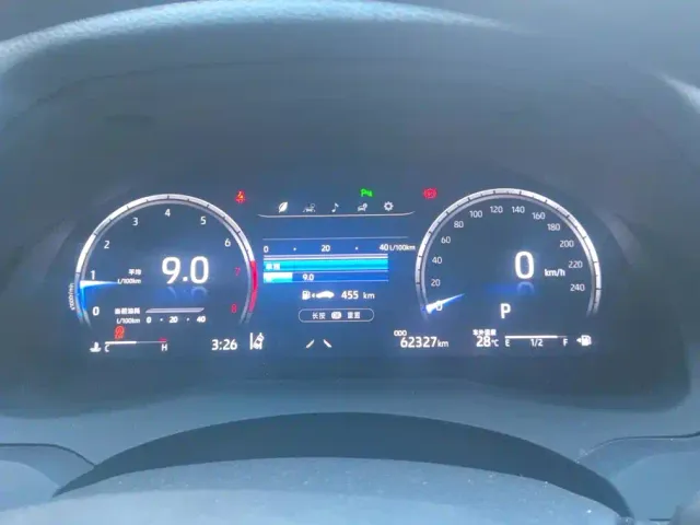 Toyota Camry — Фото автомобиля 14