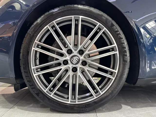 Porsche Panamera — Фото автомобиля 14