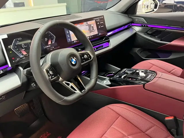 BMW 5 Series — Фото автомобиля 8