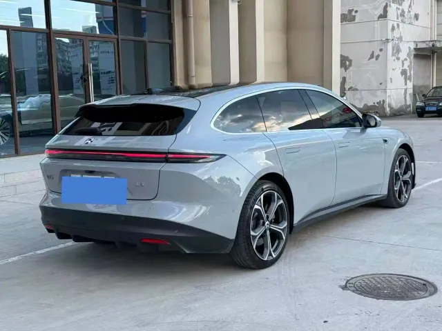 Nio ET5 Touring — Фото автомобиля 15