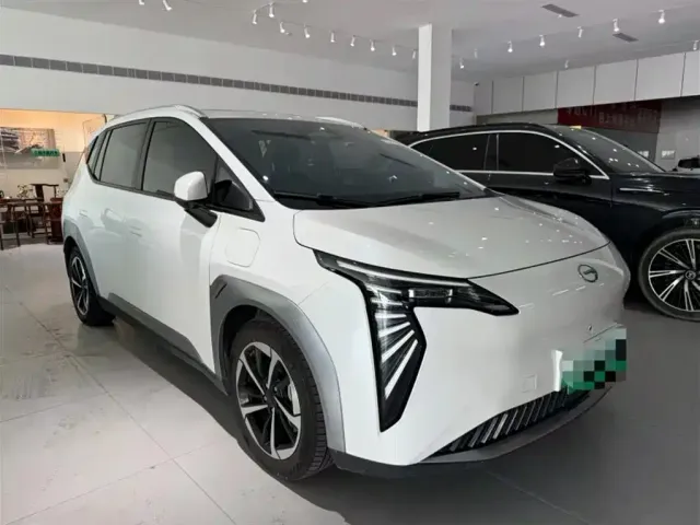 GAC Aion Y — Фото автомобиля 3