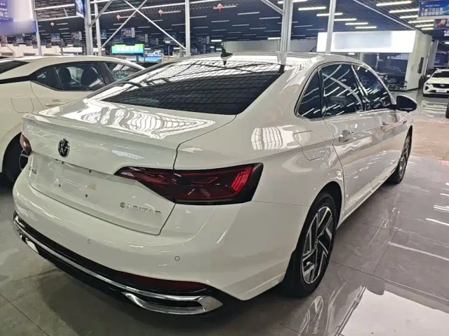 Volkswagen Sagitar — Фото автомобиля 6