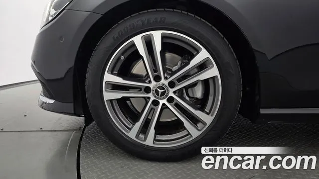 Mercedes-Benz E-Class W213 — Фото автомобиля 5