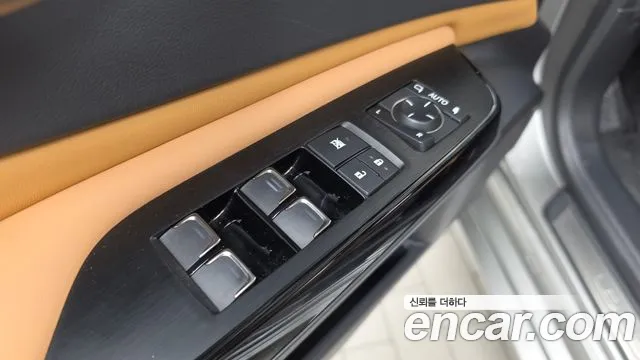 Lexus ES — Фото автомобиля 25